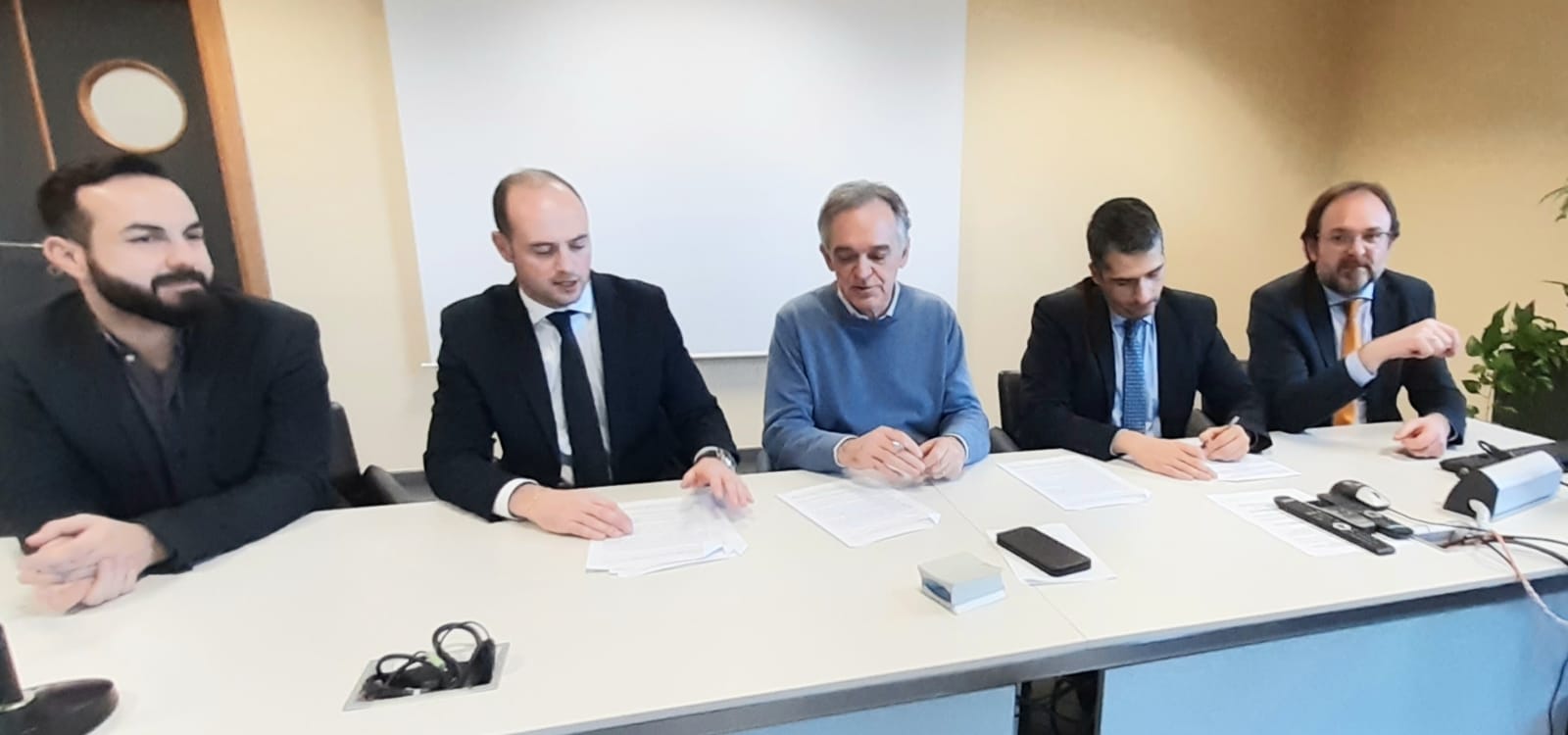 Il presidente Rossi firma il protocollo per la messa in sicurezza della valle dell'Elsa