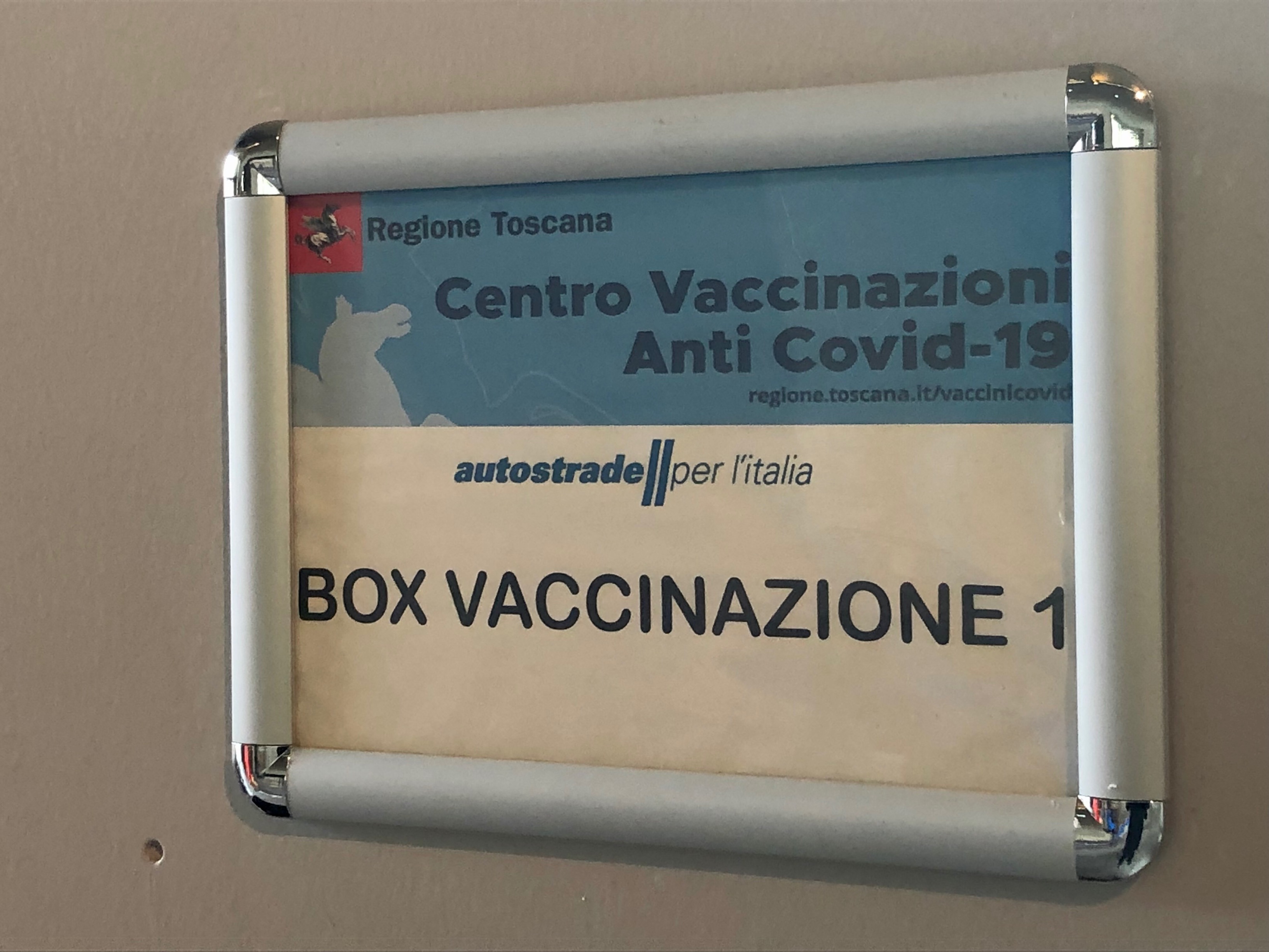 Vaccini, torna attivo l'hub di Autostrade. Sarà aperto anche ai cittadini